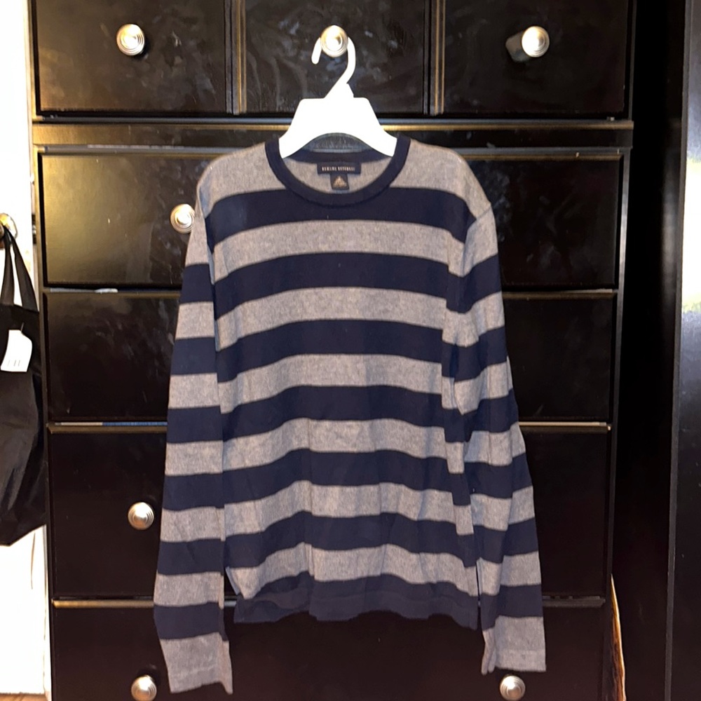 Banana Republic long sleeve